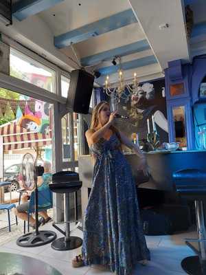 Billie's Piano Bar And Speakeasy