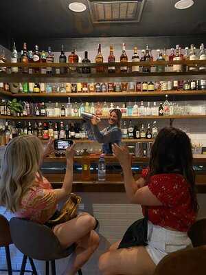 Nola Cocktail Bar & Food