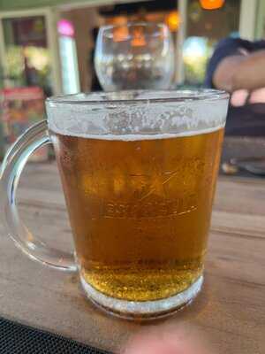 Barnabys Restaurante And Mini Golf