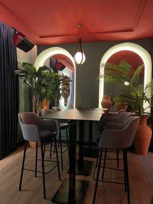 Fanatical Restaurant & Cocktail Lounge