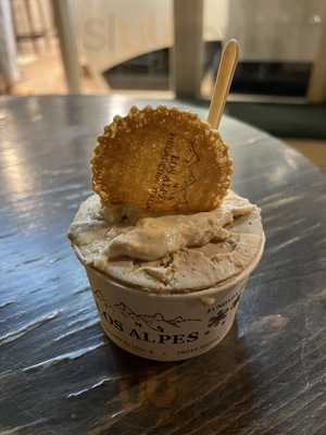 Heladería Los Alpes.