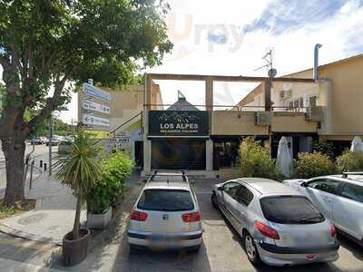 Heladería Los Alpes.