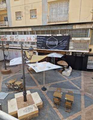 Standard Coffee And Vinyls Club