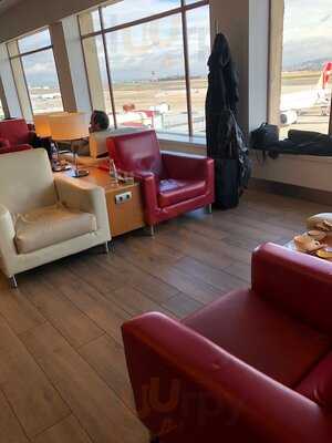 Sala Vip Puerta De Alcalá Lounge