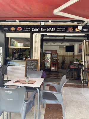 Cafe Bar Male