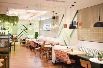 Oassis Natural Cooking - Jardinets De Gràcia