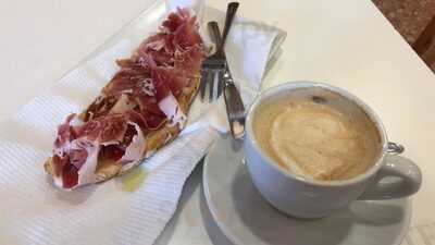 Aromas Gourmet Delicatessen