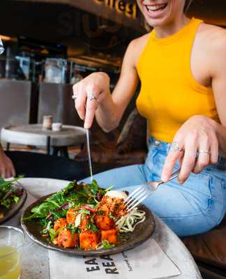 Honest Greens Gran Via 7