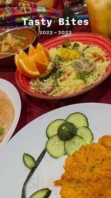 Bombay Palace Cocina India