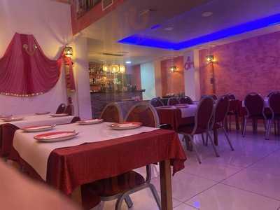 Bombay Palace Cocina India