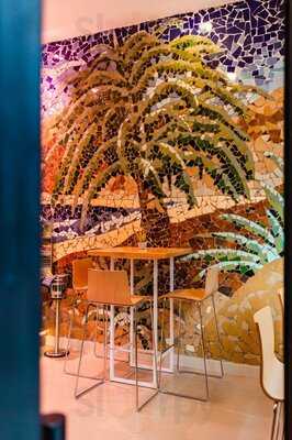 Mercado De Las Gaviotas (mariscos)