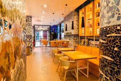 Mercado De Las Gaviotas (mariscos)