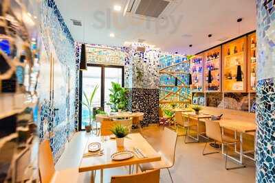 Mercado De Las Gaviotas (mariscos)