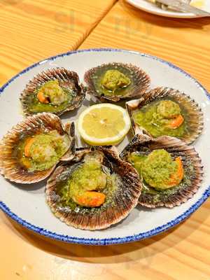 Mercado De Las Gaviotas (mariscos)