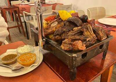 Tango Parrilla Y Vinos