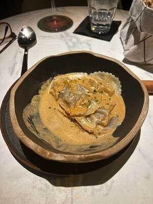 Hddn Premium Mixology & Cuisine