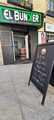 El Bunker Bar-restaurant
