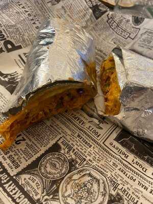 Trece Street Food - Photo 7