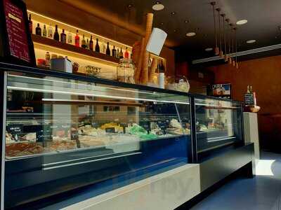 Nini Gelateria Bar