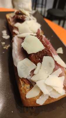 Nebel Wines - Vinoteca Y Wine Bar