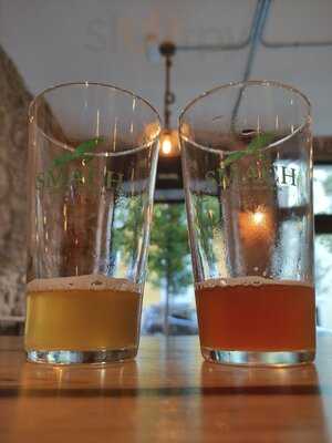 La Fábrica Craft Bar