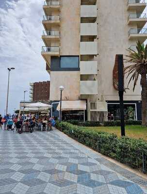 Cerveceria 100 Montaditos Mlle.levante