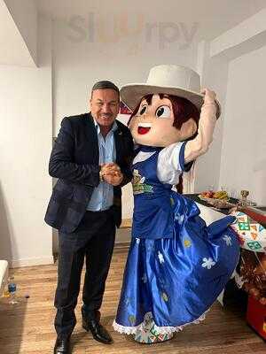 Chorizo Colombiano Santa Rosano Y Arepas