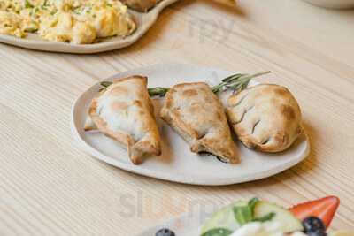 Empanar - Empanadas & Cocktails