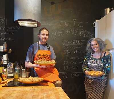 Eatwith: Sonia & John Of Barcelona
