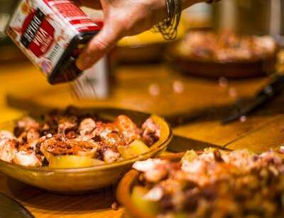 Eatwith: Sonia & John Of Barcelona