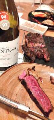 Negro Carbón Málaga