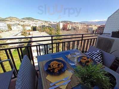 Eatwith: Laura Of Granada