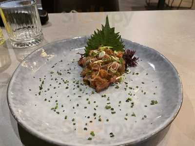 YŪgen Hard Working Sushi