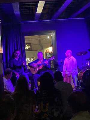 The Jazz Lounge By Florencio Cruz