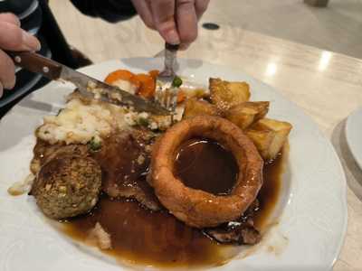 Las Brisas Bar And Restaurant