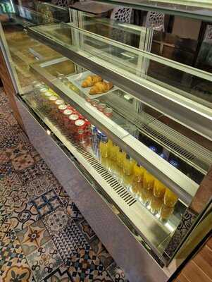 Nikita Restaurante & Bar