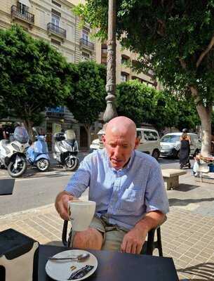 Cafeteria Bahia - Photo 8