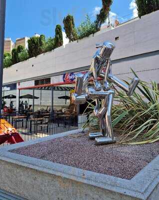 Foster's Hollywood Bar