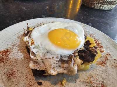 E & C Mediterranea Latin Food