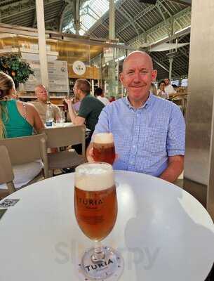 Turia -mercado De Colon