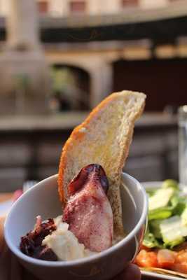 El Lleon Bar - Photo 7