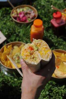 Poké Shop To Go - Cortes Valencianas