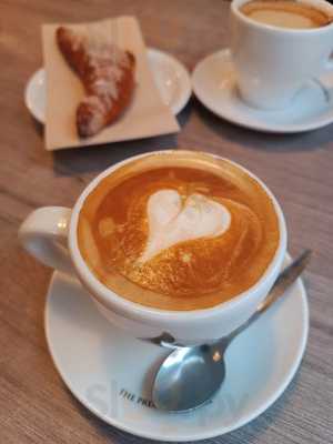 Hola Manola! Cafe Y Cosas Ricas