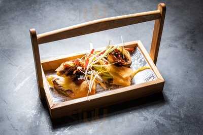 Shanghai Station Sol