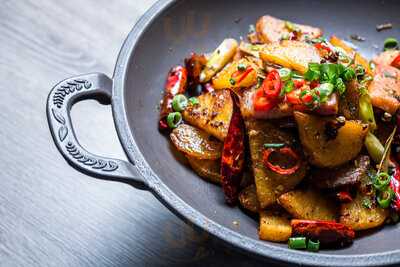 Shanghai Station Sol