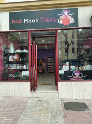 Redmoon Cakes