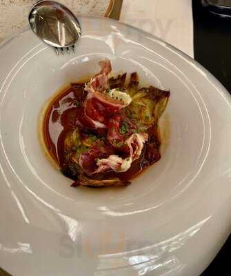 33-45 Mitjana Sound Restaurant