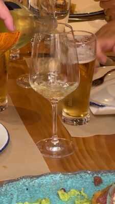 33-45 Mitjana Sound Restaurant