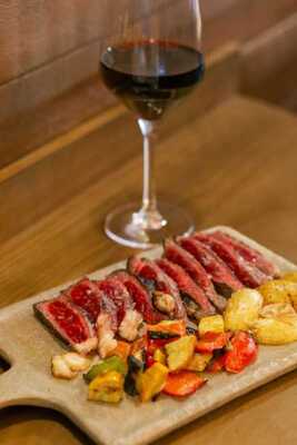 La Caverna Málaga - Bar De Tapas