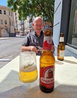 Karinas Cafe & Burger Bar